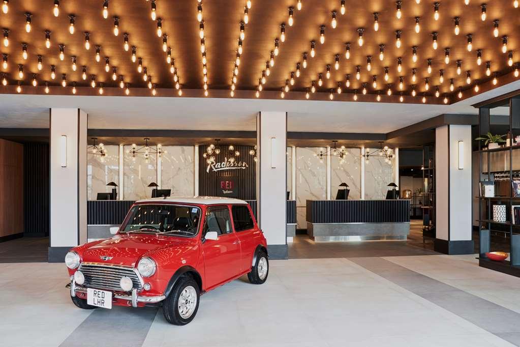 Radisson Red Hotel London Heathrow Londres Interior foto